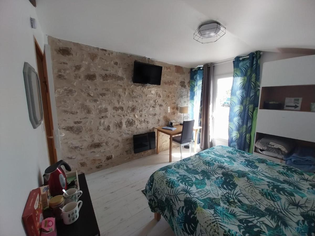 Millac  Un Air De Campagne B&B 외부 사진