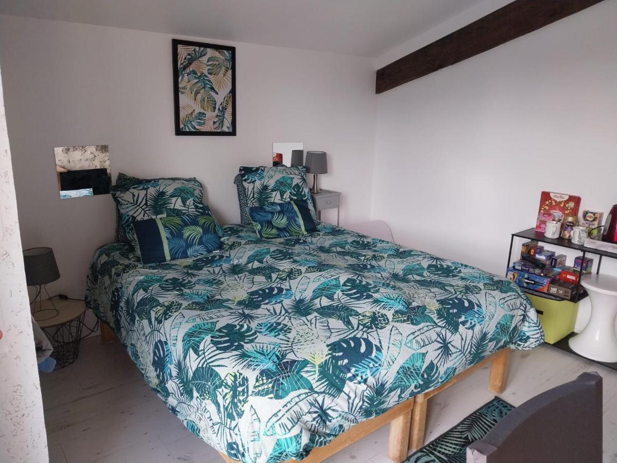 Millac  Un Air De Campagne B&B 외부 사진